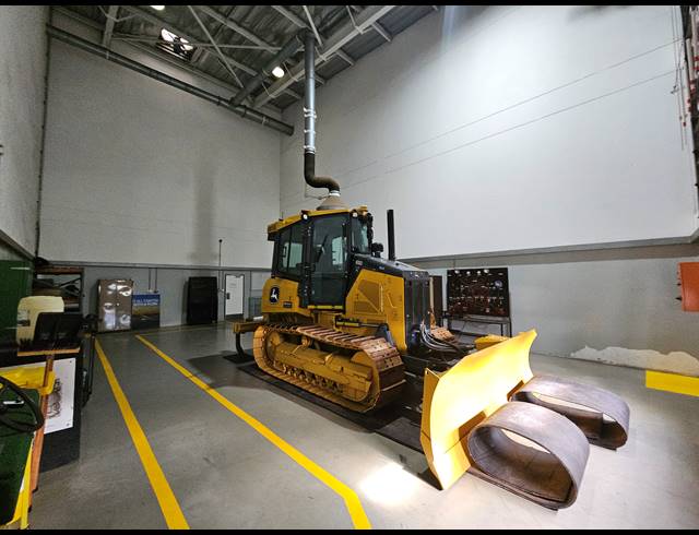 4,633M² TRAINING FACILITY FOR SALE IN HUGHES
